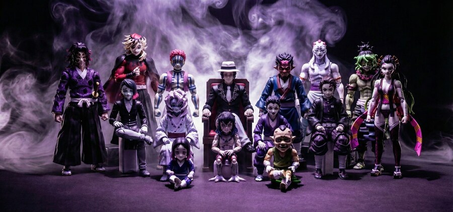 귀멸의 칼날 8기둥 Vs 12귀월 뭐가 더 간지나나요? (Feat. 나노 뻐네너)_2.jpg