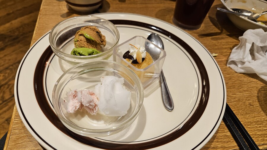 [일본]KFC를 무한으로 즐겨요 오사카 KFC 뷔페_34.jpg