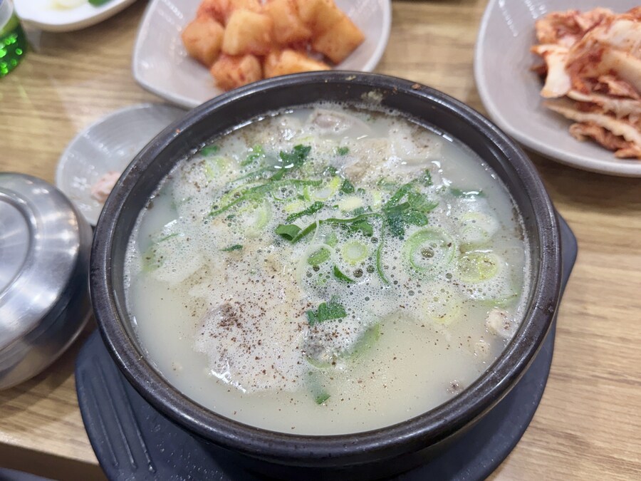 돈까스 파는 순대국집_5.jpg