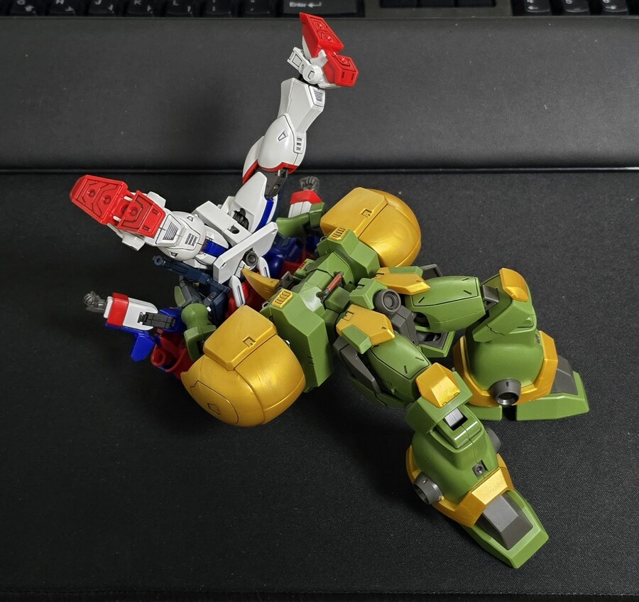 이런저런 정크파츠들로 건프라 꾸며주기 2_16.jpg