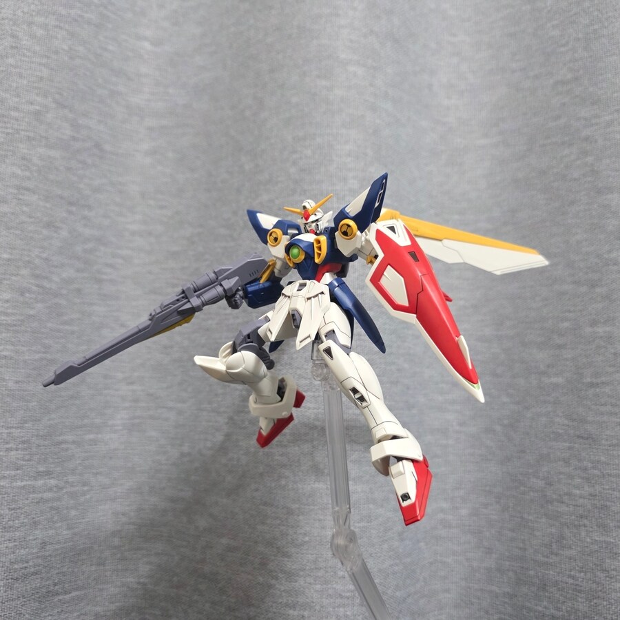 엔트리 그레이드 윙 건담_10.jpg