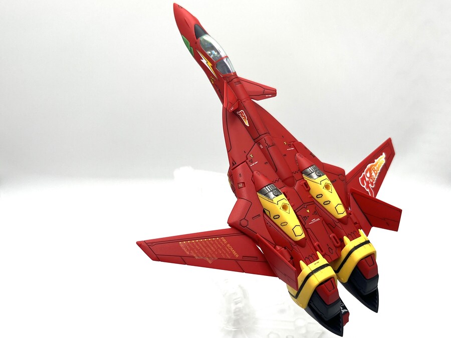 [HG]내 노래를 들어! VF-19 파이어 발키리_14.jpg