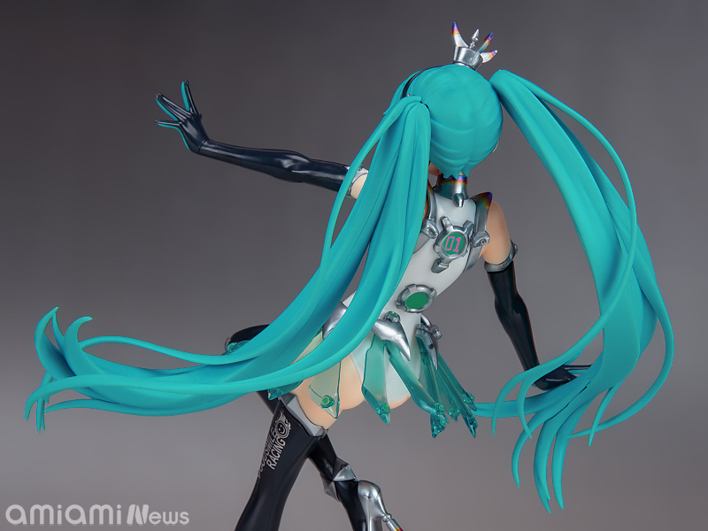 [굿 스마일] Reincarnation 레이싱 미쿠 2013 Ver 샘플 사진_17.jpg