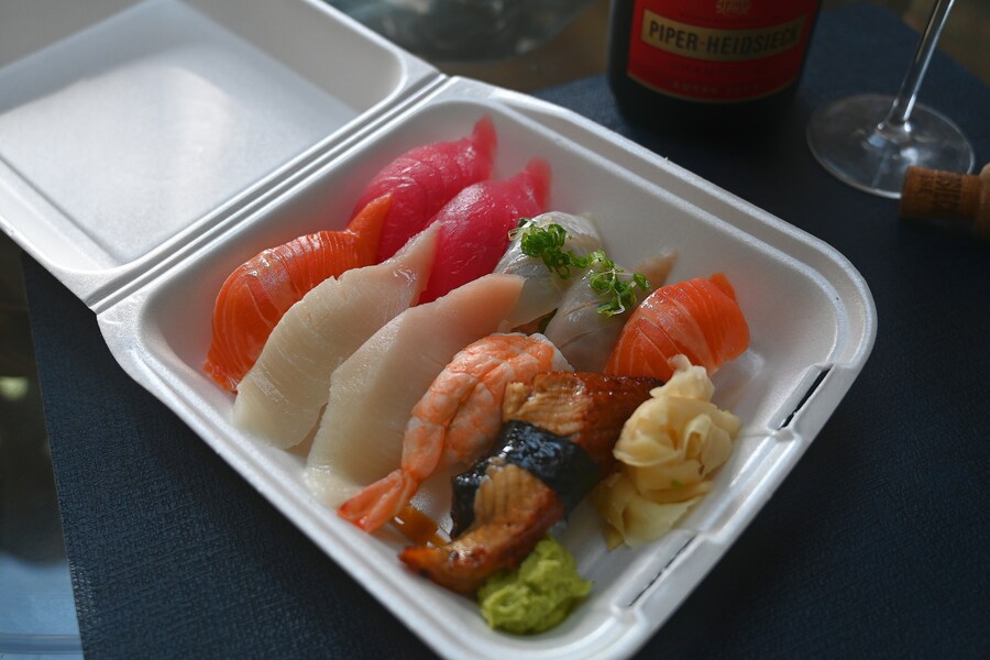 칼퇴근뒤 대충 사묵는 모듬스시;ㅎ_2.jpg