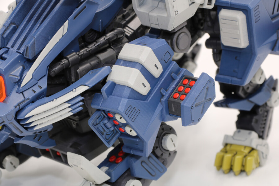 [타카라토미] RMZ 1/100 블레이드 라이거 판처 기획 담당자 인터뷰_14.jpg