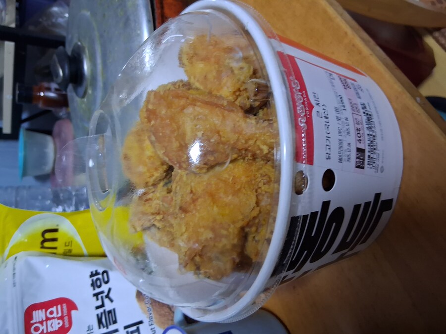 [마트] 새우모듬초밥+통큰치킨_2.jpg