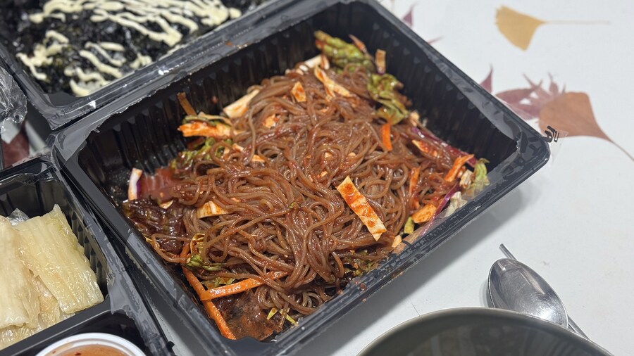 집에서 밥 먹습니다 - 분당 야탑, 골목족발보쌈_4.jpg