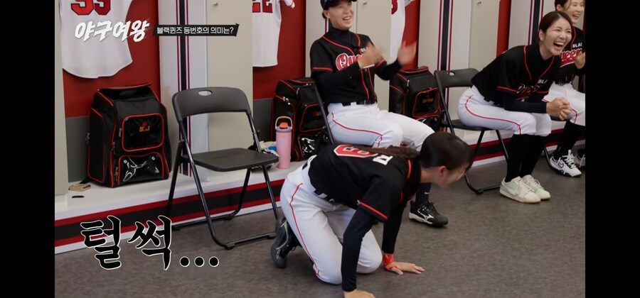 나이 40먹고 번호가지고 삐지는 야구코치_7.jpg