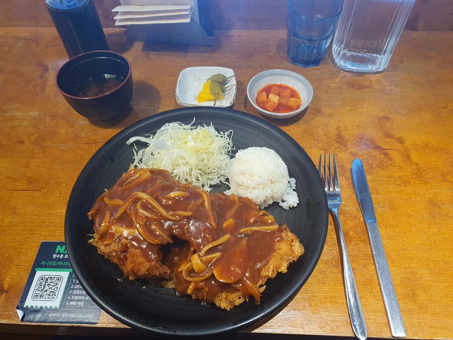 봇치냐가 거의2달동안 세뇌한 밀피유 치킨까스후기_3.jpg