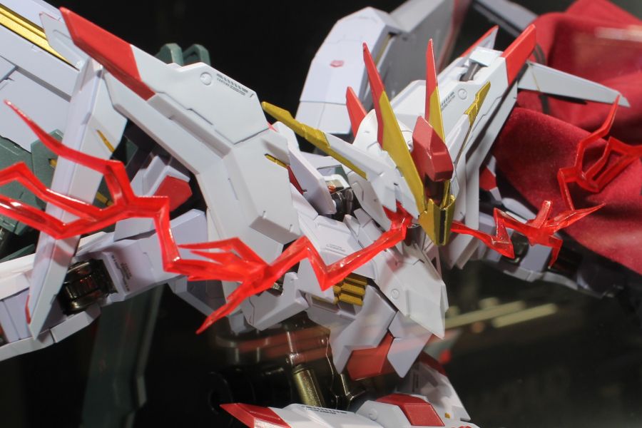 [반다이] 메탈 로봇혼 건담 마르코시아스 다각도 전시 사진_8.jpg