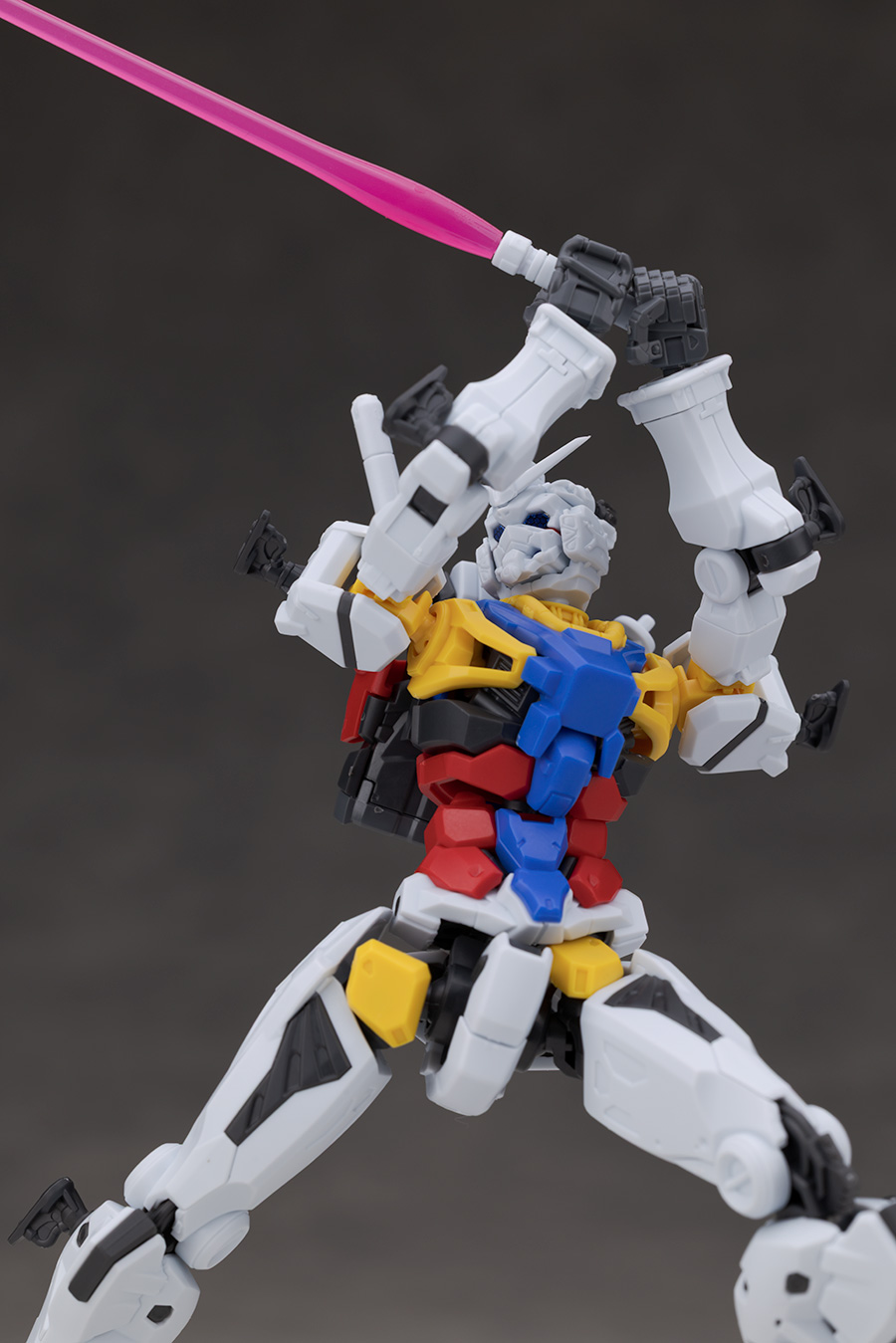 HG GQ 1/144 하얀 건담 해외 리뷰_78.jpg