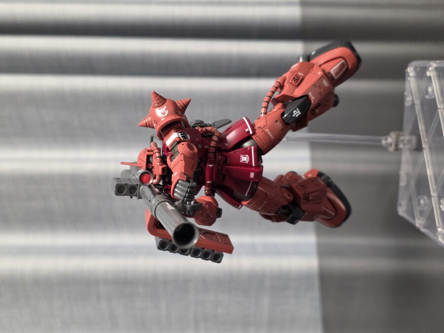 [HG] 샤아 전용 고기동형 자쿠2_17.jpg