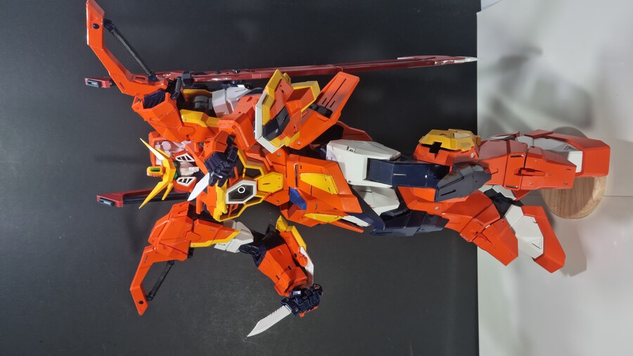 [종이모형]소드켈러미티 완성_11.jpg