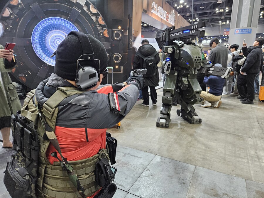 소전2,AGF)토요일 행사때 찍은 지휘관_6.jpg