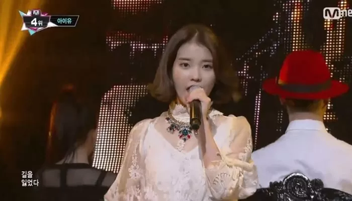 언제나 한결같은 아이유_1.webp