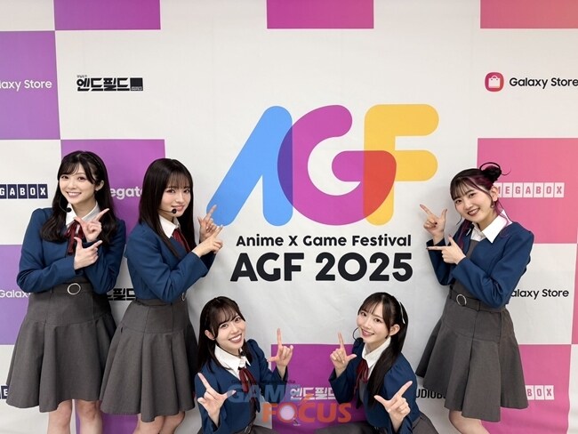 [국내기사]AGF 현장서 '스페셜 토크와 미니 라이브' 진행한 리엘라! 멤버들_1.jpg