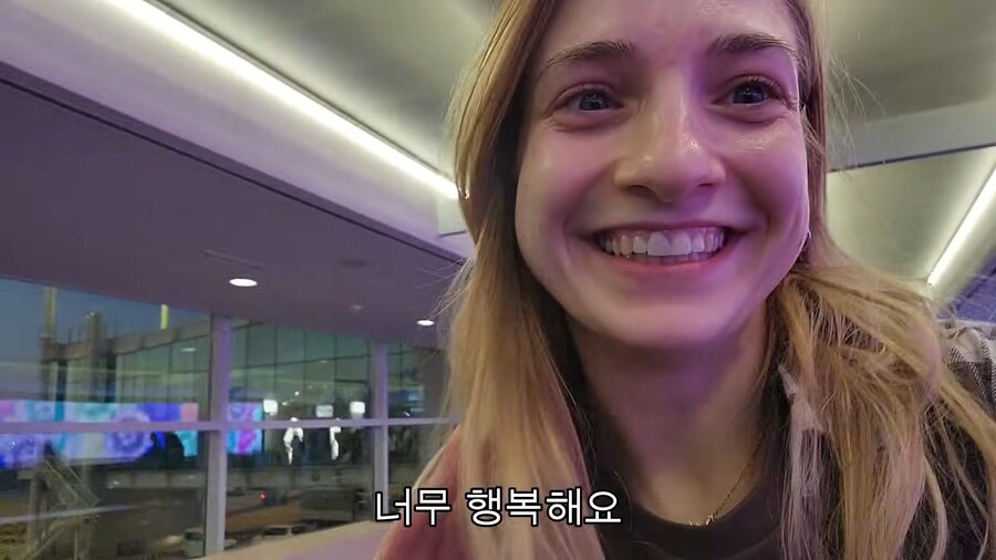 유튜브) 우크라이나에 있는 아내의 쌍둥이언니를 데려와준 남편_50.png