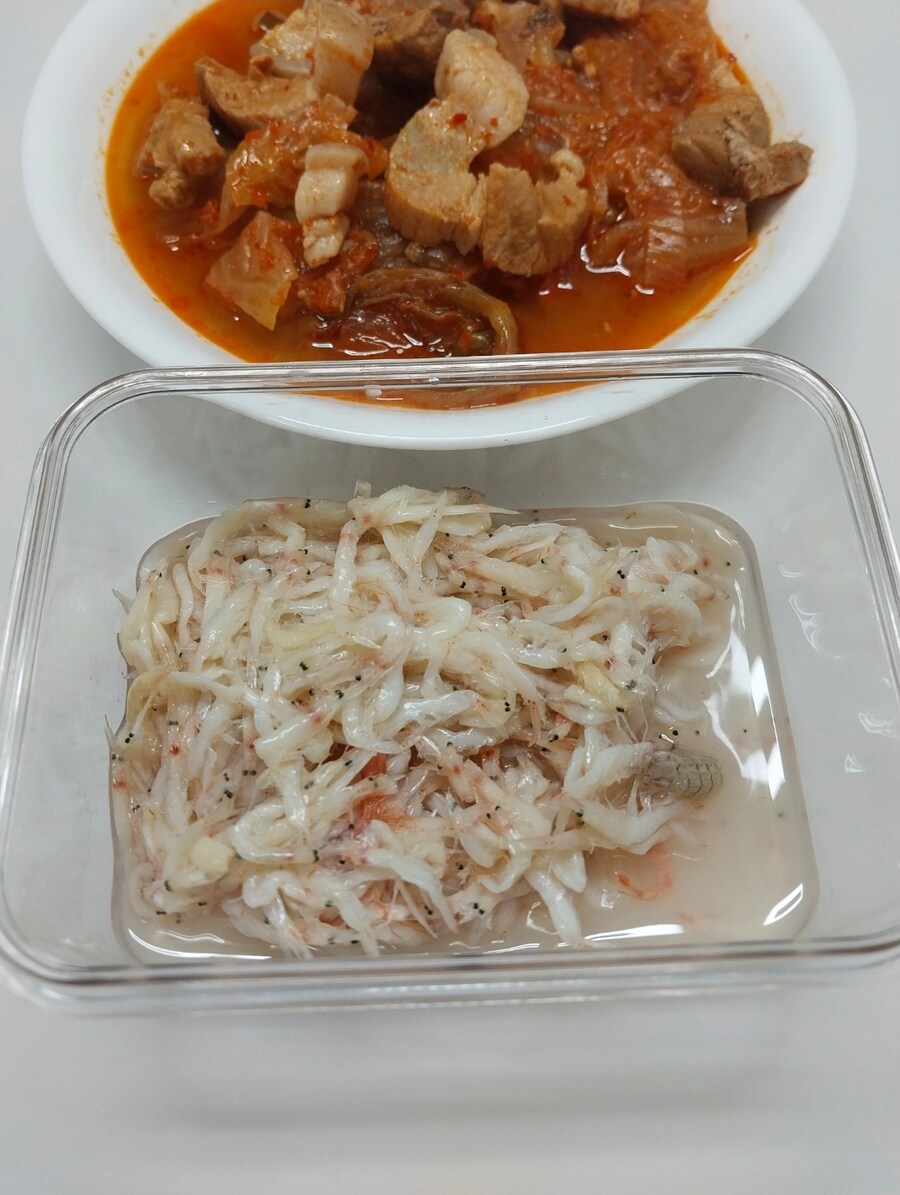 집밥-돼지고기 김치찌개 백반_7.jpg
