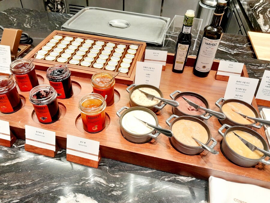 새롭게 떠오르는 호텔 뷔페의 강자_23.jpg