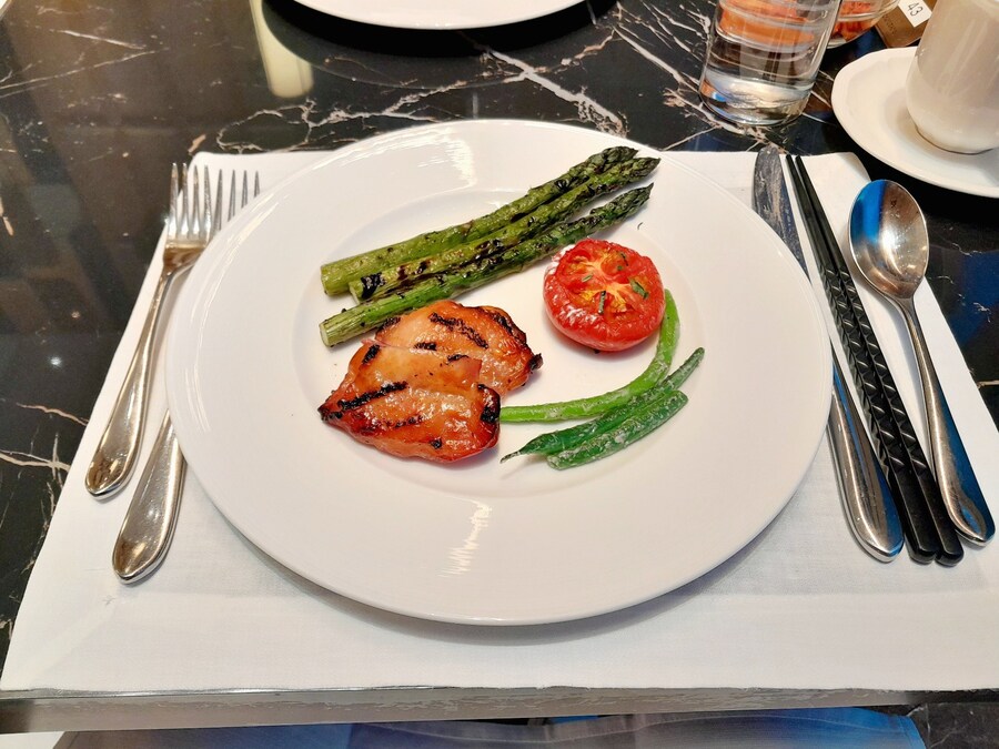 새롭게 떠오르는 호텔 뷔페의 강자_31.jpg