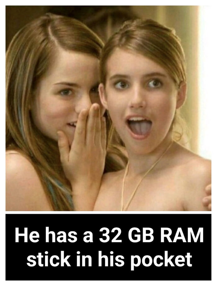 저 남자 주머니에 32기가 램 있대_1.jpg