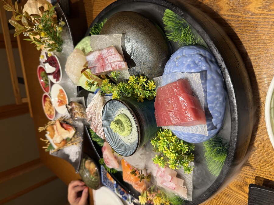 생일이라 여러가지 먹었습니다_1.jpg