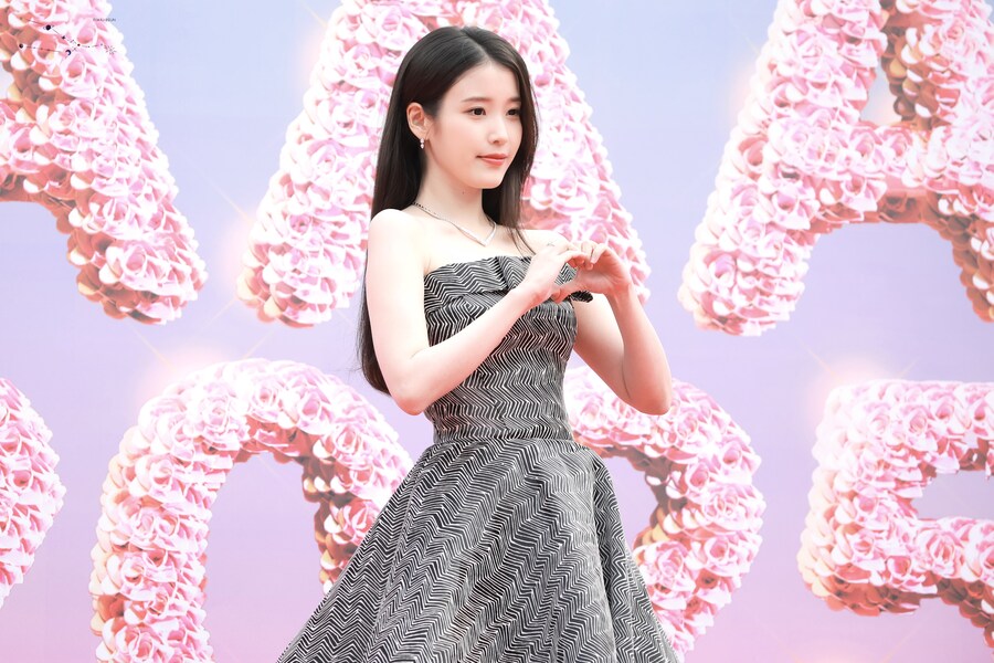 2025.12.06 AAA 2025 아이유 포토월(땡촐이)_6.jpg