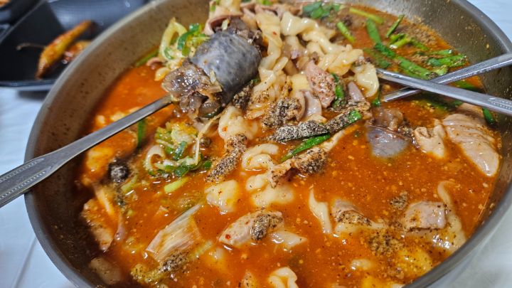 논산 다들 뻑예를 외친 곱창칼국수_6.jpg