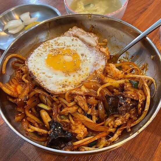 의외로 인터넷에서 올려치기 당한 대구 음식.jpg_1.jpg