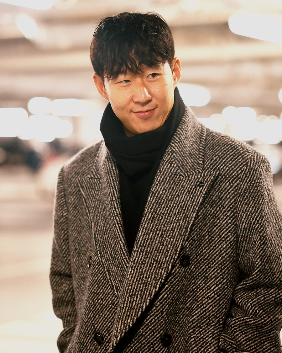 환상 벽화에 손흥민도 함박 웃음, 영국의 심장 런던에 태극기가 '쾅'_1.jpg