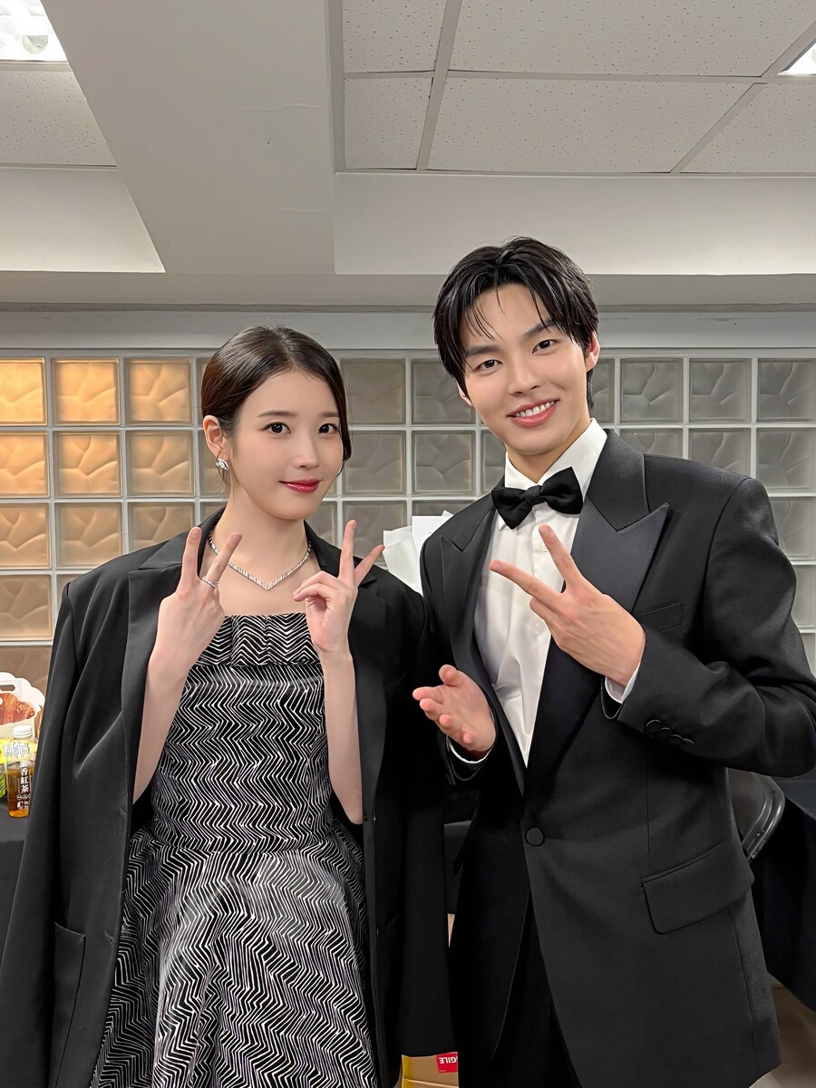 이닛엔터테인먼트 인스타그램_1.jpg