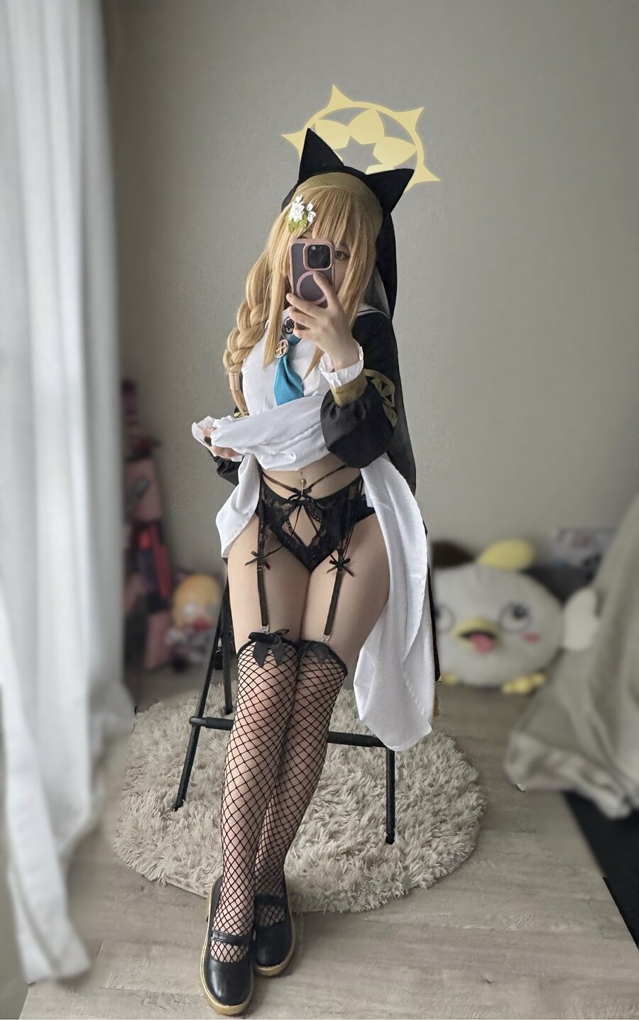 블루아카) 호불호 갈리는 몸매.jpg_1.jpg