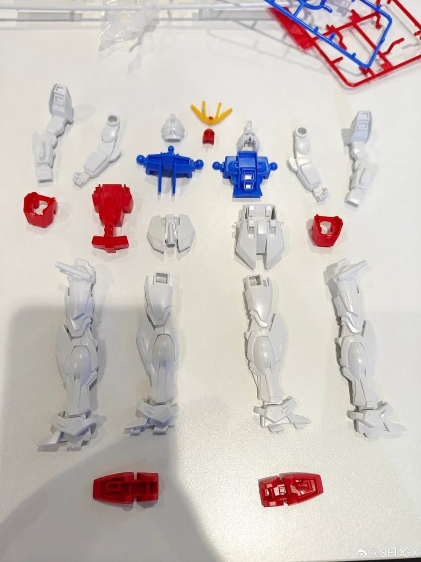 조립체험용 빌드 스트라이크(워크샵 키트 버전) 런너/조립샷_3.jpg