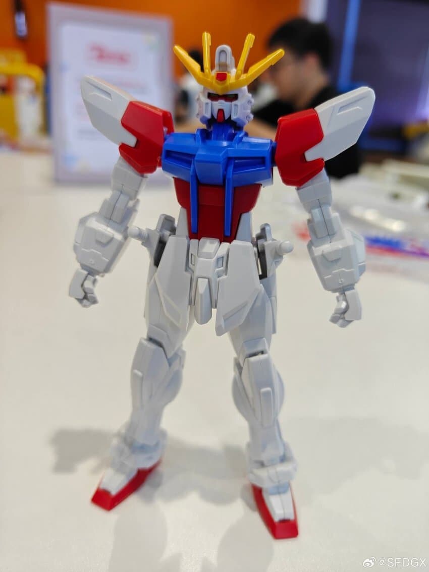 조립체험용 빌드 스트라이크(워크샵 키트 버전) 런너/조립샷_4.jpg