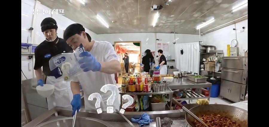 자기 고향같은 중국기지에 가서 신이 난 백종원_14.jpg