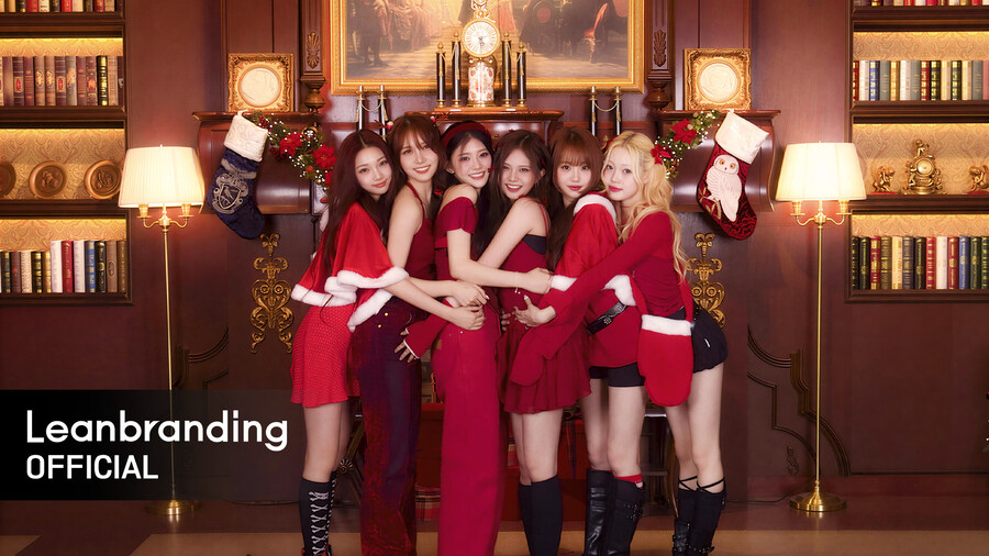 [키라스] KIIRAS - ‘KIIRASMAS’ OFFICIAL MV_1.jpg