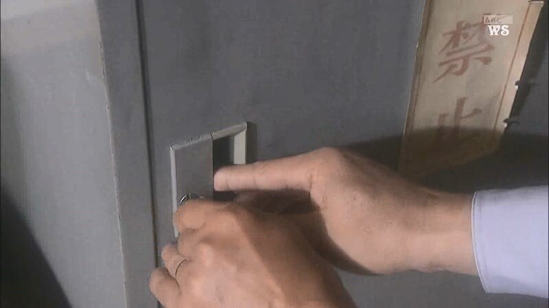 "당신이 죽인 사람이 인간같지도 않은 놈이였다고요? 당신도 마찬가지입니다"_10.jpg