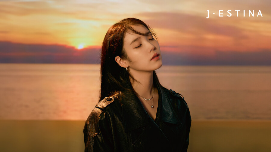 제이에스티나, 아이유 시크릿 월페이퍼_4.jpg