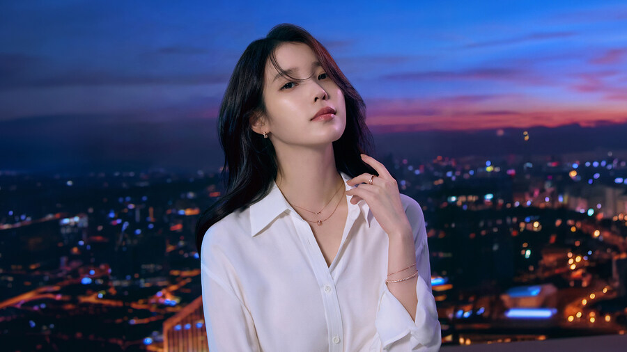 제이에스티나, 아이유 시크릿 월페이퍼_11.jpg