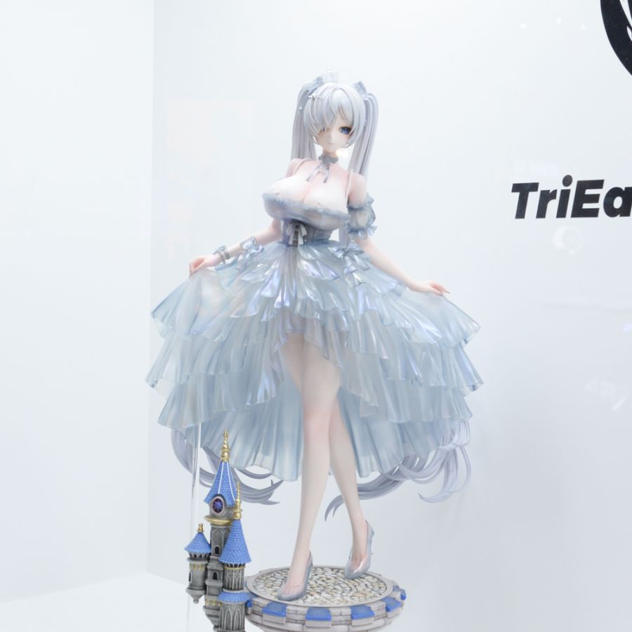 [트라이이글스] 1/4 승리의 여신: 니케 - 신데렐라 AGF 전시 사진_3.jpg