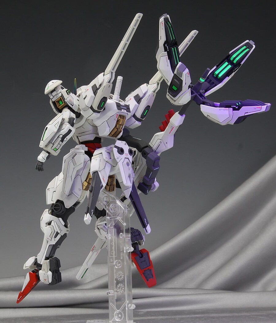 [HG] 1/144 건담 캘리번 Gundam Calibarn 완성_13.jpg