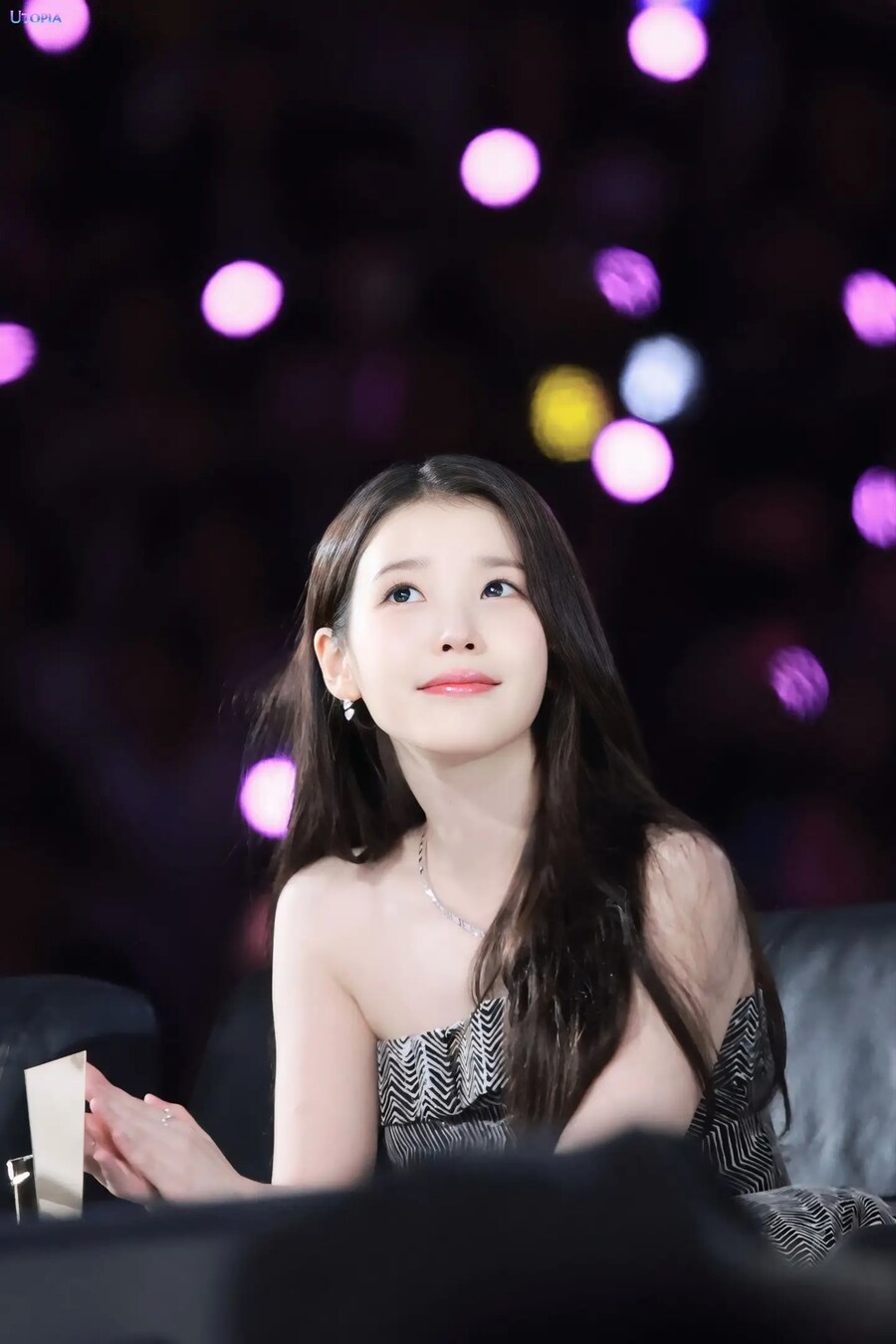 2025.12.06 AAA 2025 아이유 시상식(Utopia)_11.jpg