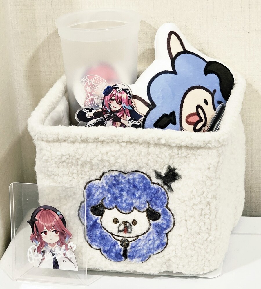 다이소 (으른)양 상자와 포토 카드_1.jpg