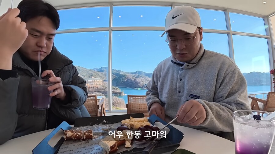 남자들이 고급 카페에 가면 벌어지는 일.jpg_20.png