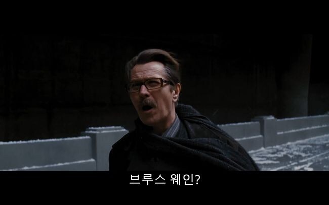 현실 배트맨이 되었다는 크리스천 베일 근황_12.jpg