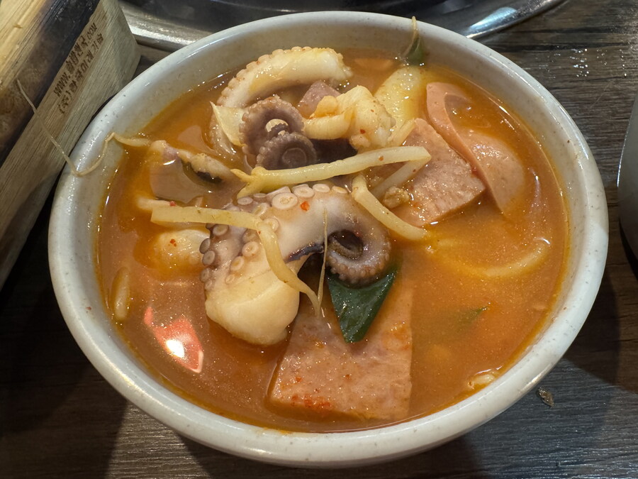 혜화에서 먹은 쭈꾸미 부대찌개~~~_4.jpg