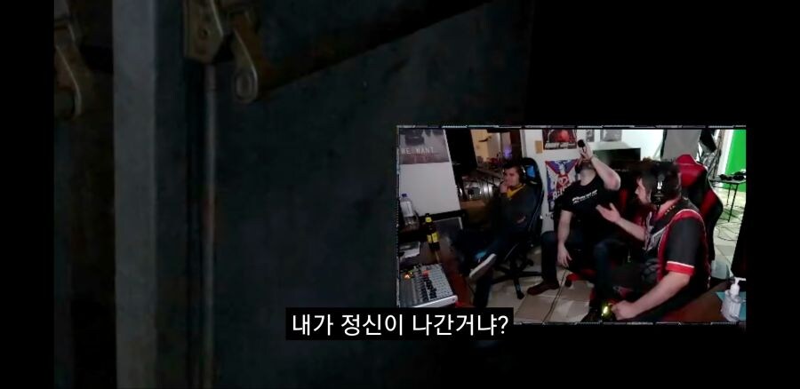 한창 논란이었던 소니 플스 검열 이중잣대.jpg_2.jpg