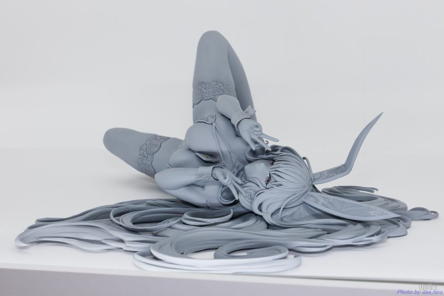 [FREEing] 1/4 B 스타일 아주르 레인 계열 원형 전시 사진_6.jpg