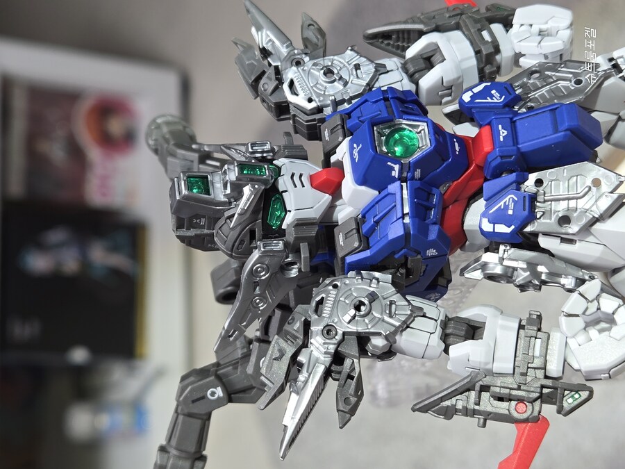 간만의 건프라 MGSD윙제로.._3.jpg