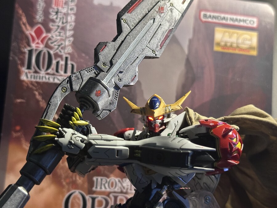 MG 발바토스 루푸스 + led + 아크릴스탠드_15.jpg